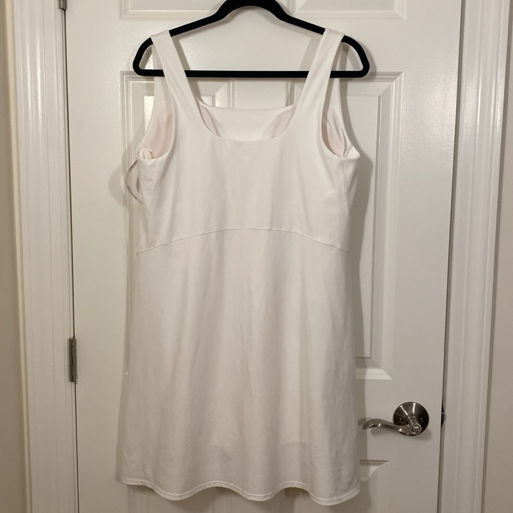 Xersion Plus Size Everultra-Lite Sleeveless Built in Bra Shorts Tennis Dress - Picture 9 of 12